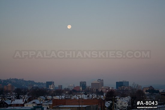 Moonset over downtown Charleston in the winter