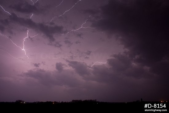 February anvil crawler lightning in Marissa, Illinois