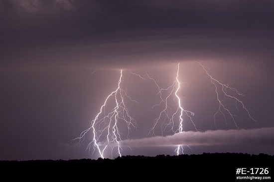 Lightning near Okawville, Illinois