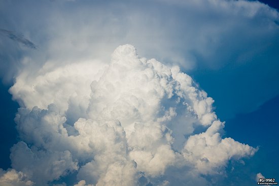 Cumulonumbus cloud with anvil near Hannibal, Missouri