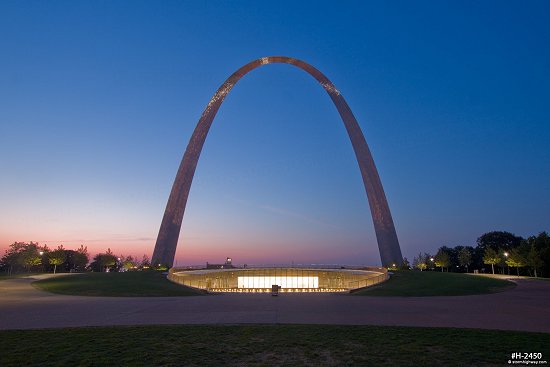 New main entrance at the Gateway Arch at twilight