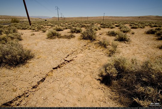 Surface rupture ground crack from magnitude 7.1 earthquake near Ridgecrest, CA